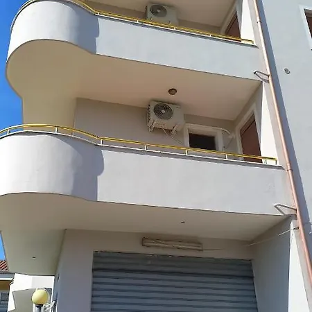Homestay Deza Golem (Tirana)